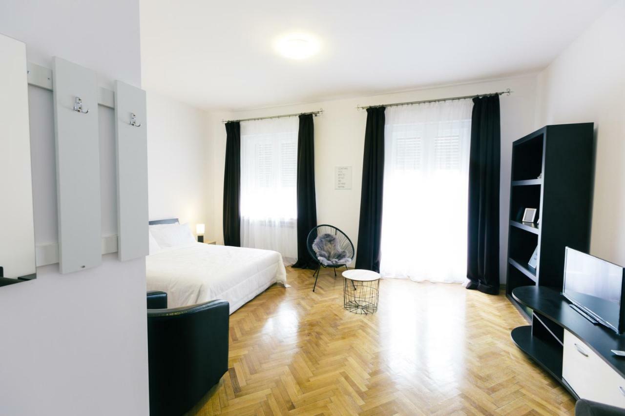Street View Apartments シビウ エクステリア 写真